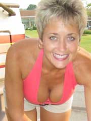 horny milfs in New Britain 